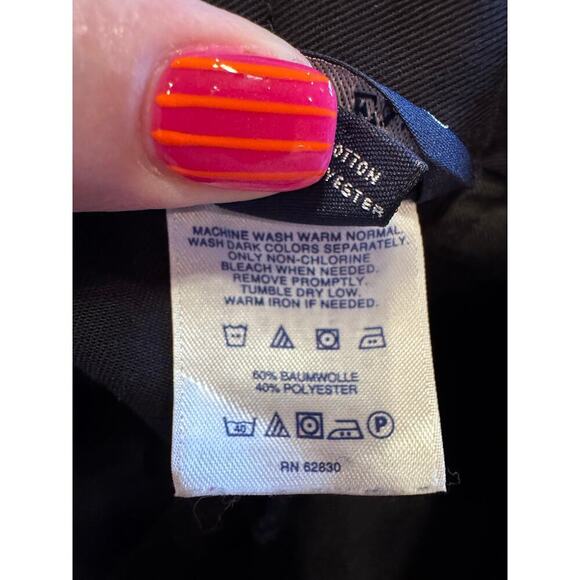 Lands' End Women's Black Fit 3 Chinos Crop Pants Pockets Sz 8P - Picture 11 of 12